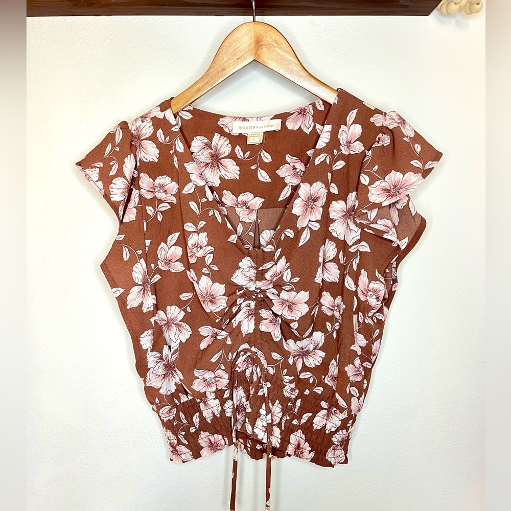 Monteau Los Angeles Floral Flutter Sleeve Ruched Crop Top • Size L